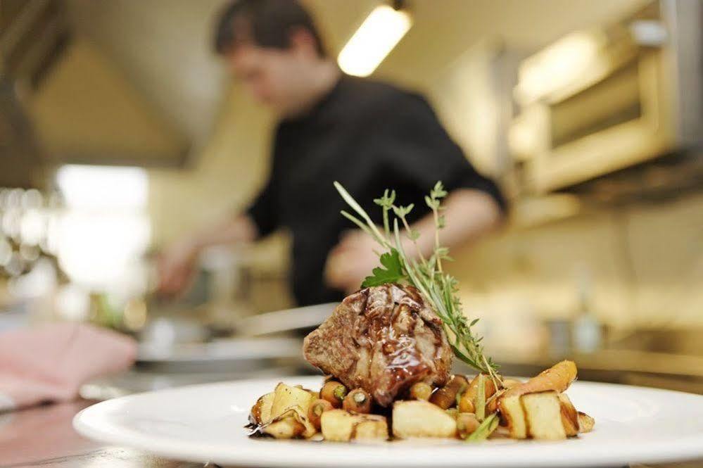 Hotel Krone - Eat, Drink, Stay Bressanone Exterior photo