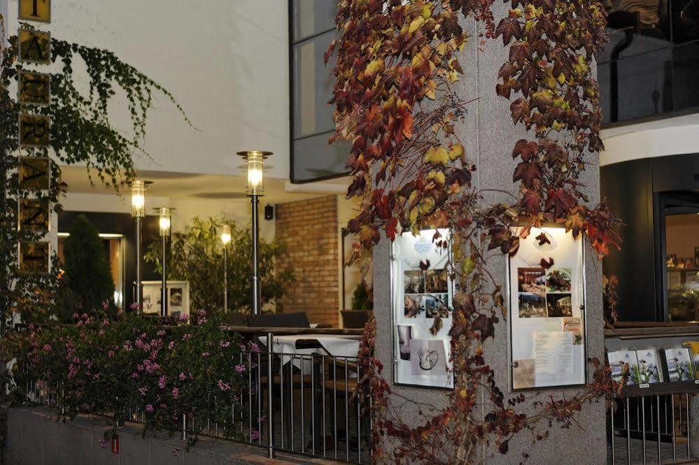 Hotel Krone - Eat, Drink, Stay Bressanone Exterior photo